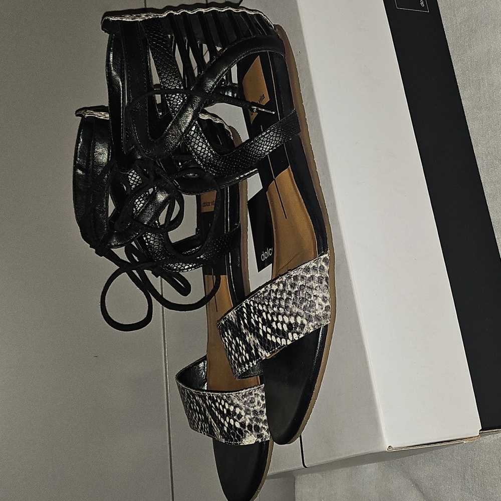 Dolce Vita Adlyee Laceup Sandals Size 8